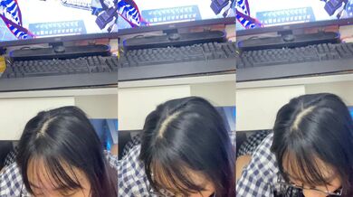 Em gái tôi trốn dưới gầm bàn và thổi kèn cho tôi. Thật tuyệt vời.