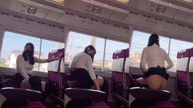 Hành vi của nữ sinh viên đại học có tâm trạng không tốt và không tốt trên tàu