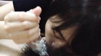 YYS浴室幫男友打手槍