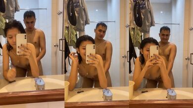 Cặp đôi Malaysia chụp ảnh selfie khi quan hệ tình dục sau khi tắm