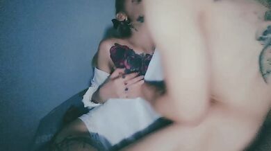 新加坡紋身妹妹口交