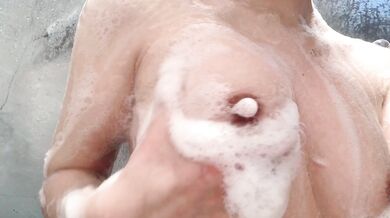 Rửa sạch tất cả