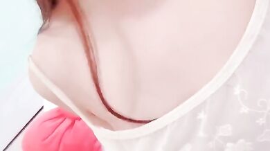 Sophomore sister secretly filmed at home during vacation 5