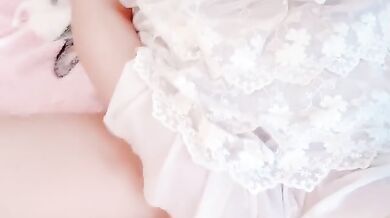 Sophomore sister secretly filmed at home during vacation 5