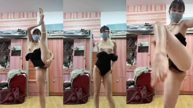 Dancer shows off splits naked