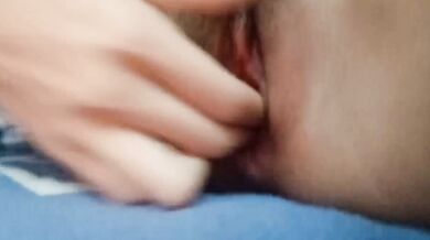 白ソックスJK妹が穴掘り自撮り