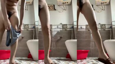 Chị gái tội nghiệp ngực M đi tiểu chân