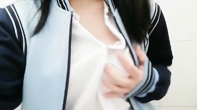 Tự sướng ngực 04