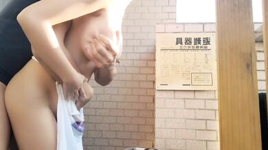 Taiwanese young woman was fucked from behind on the balcony