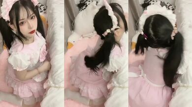 雙馬尾紋身女仆誘惑