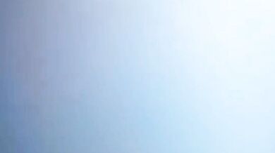 兔牙妹妹床上水晶屌自慰噴水