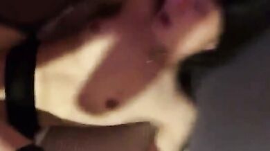 台湾のホットな女子高生のセックス自撮り4