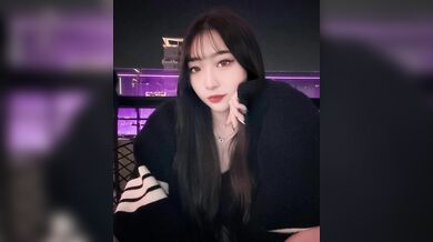 無毛嫩屄大奶妹子與炮友做愛自拍合輯