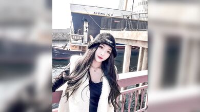 無毛嫩屄大奶妹子與炮友做愛自拍合輯