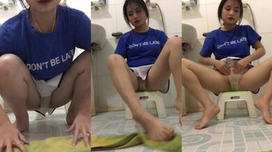 高一妹妹自拍尿尿的地方