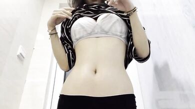 露奶自拍12