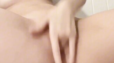 Big tits girl fingering pussy squirt 4