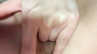 パジャマ妹の穴掘りオナニー1