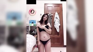 私の友達は私の友達より優れています。