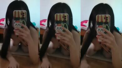 白絲小母狗對鏡自拍