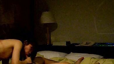 學生妹放學後和男友到旅館打炮