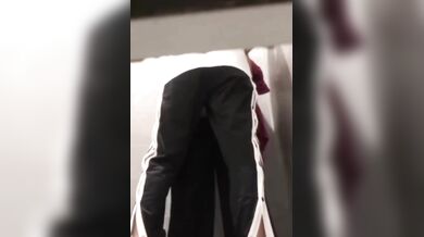 抓包兩位女生初嘗禁果