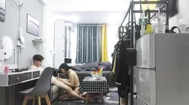 台灣大學黑絲妹子打炮影片公開