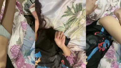 妹子躺床自拍美腿揉逼