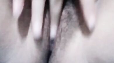 八字奶肉肉妹抓奶自慰1