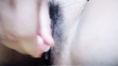 8-character breast meat girl grabs breasts and masturbates 2