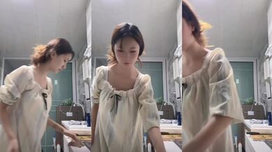 美食博主彎腰走光