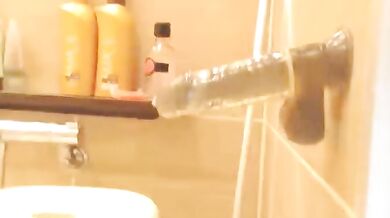 日本妹妹綫上直播洗澡自慰