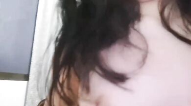 巨乳兔牙騷妹子自慰2