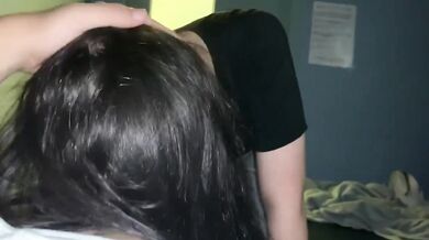 Korean college beauty gives blowjob to big brother in private cinema