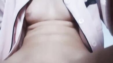 パジャマ妹が目を覚ましてイキ始める2