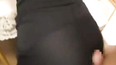 日本做愛摩擦屁股射精