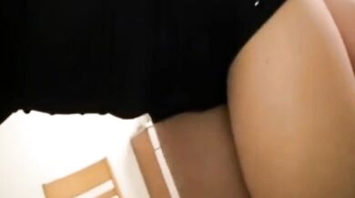 日本做愛摩擦屁股射精