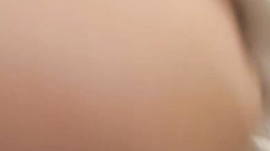 約炮貧乳妹子口交後入中出