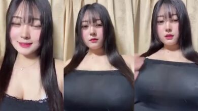 Japanese Woman Shares Topless Selfie