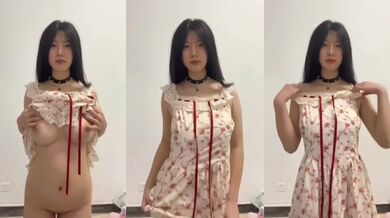 巨乳母狗露奶脫衣自拍