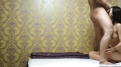 Girlfriend Gives Boyfriend Oral Sex