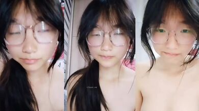 長發眼鏡主播自慰直播