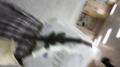 女子高生のスカートの中