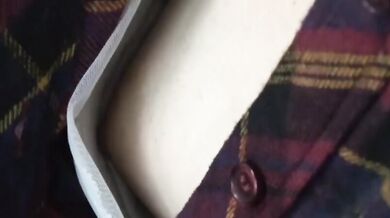 日本地鐵偷窺美女奶頭