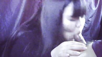 ぽっちゃり女子大生が車の中でフェラしてくれた