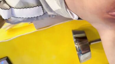 20-Year-Old Vocational Student's Petite 146cm Body Gets a Raw Creampie