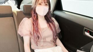 Idol-Level College Girl Accidentally Exposes Herself While Taking Off Her Pants