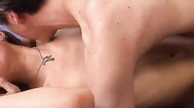 Cô gái thích bạn trai liếm âm đạo và quan hệ tình dục