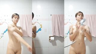 Malaysian Girl's Bathroom Selfie