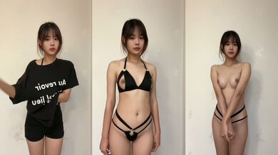 Hướng dẫn cô gái xinh đẹp tự chụp ảnh gợi cảm cởi đồ